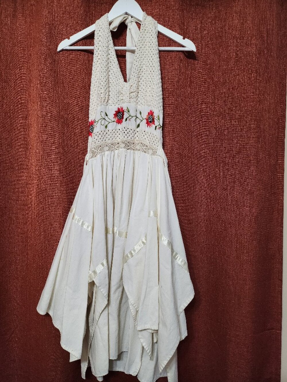 Medium Manta (fabric) Halter Dress with Floral Embroidery